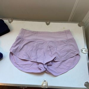 Lululemon classic running shorts in lavender